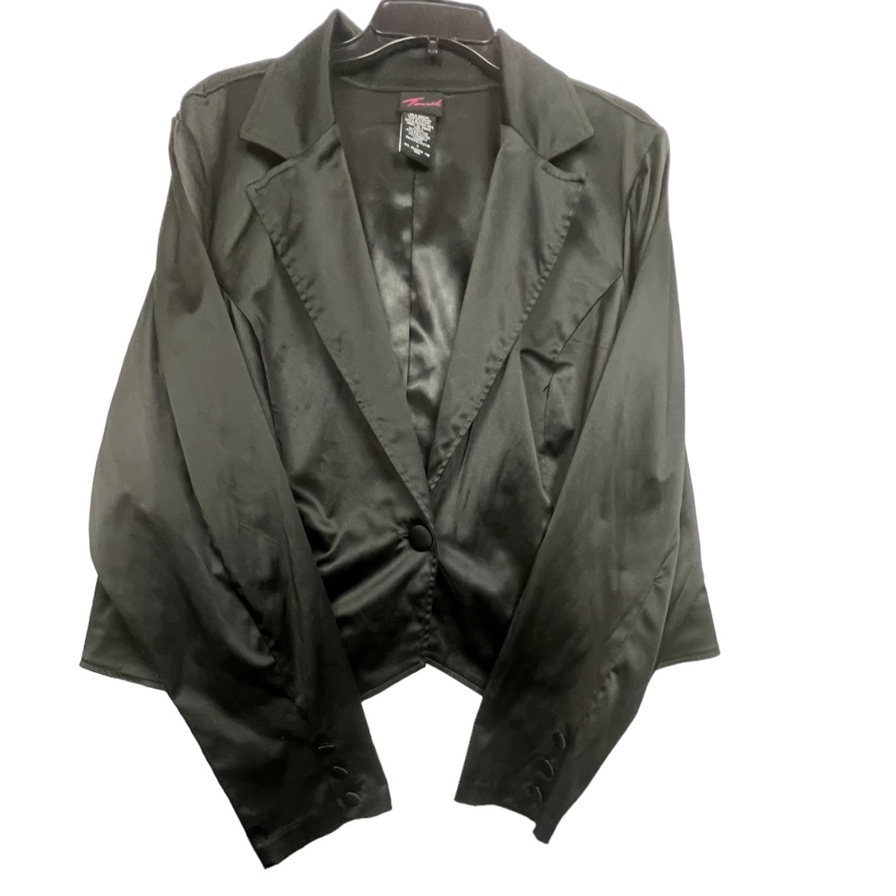 Torrid Satin Sz 3 Long Sleeve Short Black Women's JacketPre-Owned - Picture 4 of 6
